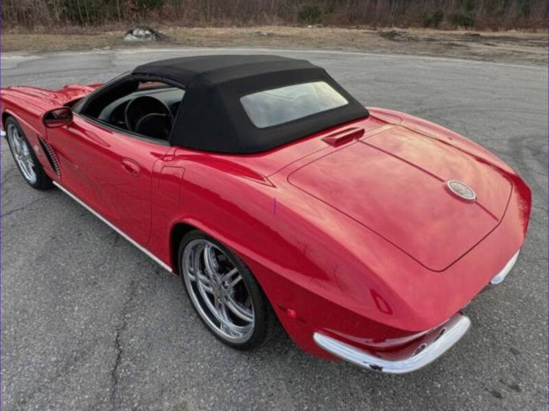2004 Chevrolet Corvette Base's photo