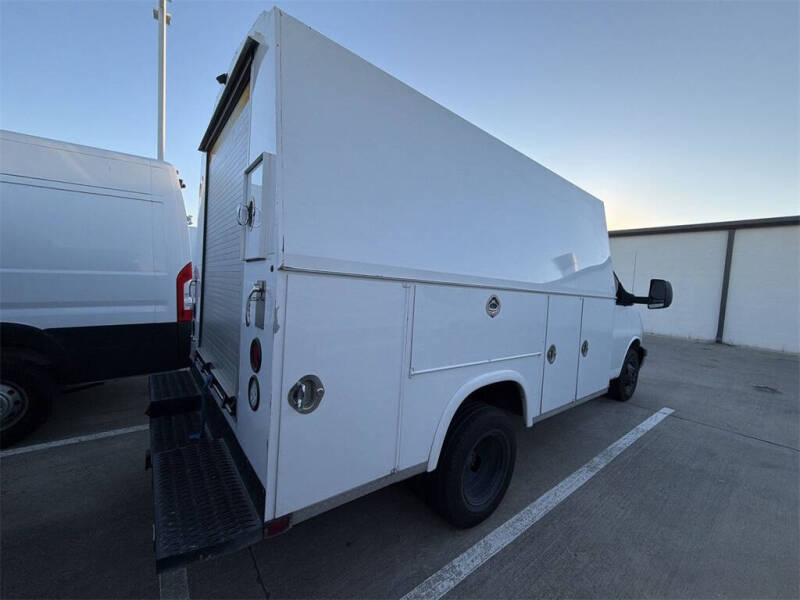 2020 Chevrolet Express 3500