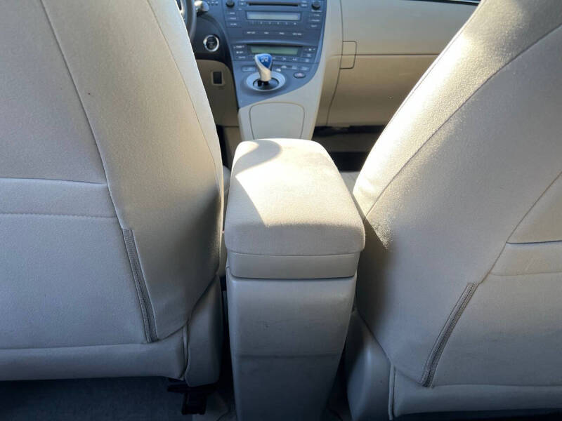 2011 Toyota Prius One