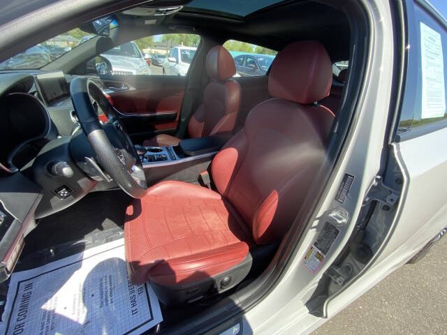 2022 Kia Stinger