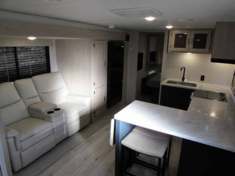 2025 Forest River AVENGER 25