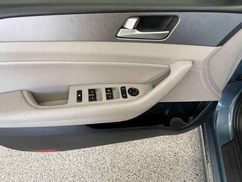 2016 Hyundai Sonata Hybrid SE