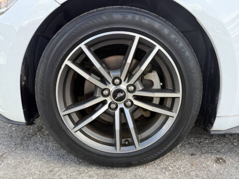 2017 Ford Mustang EcoBoost Premium