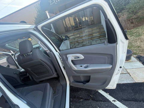 2012 Chevrolet Traverse LS