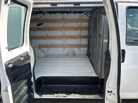 2015 GMC Savana 2500