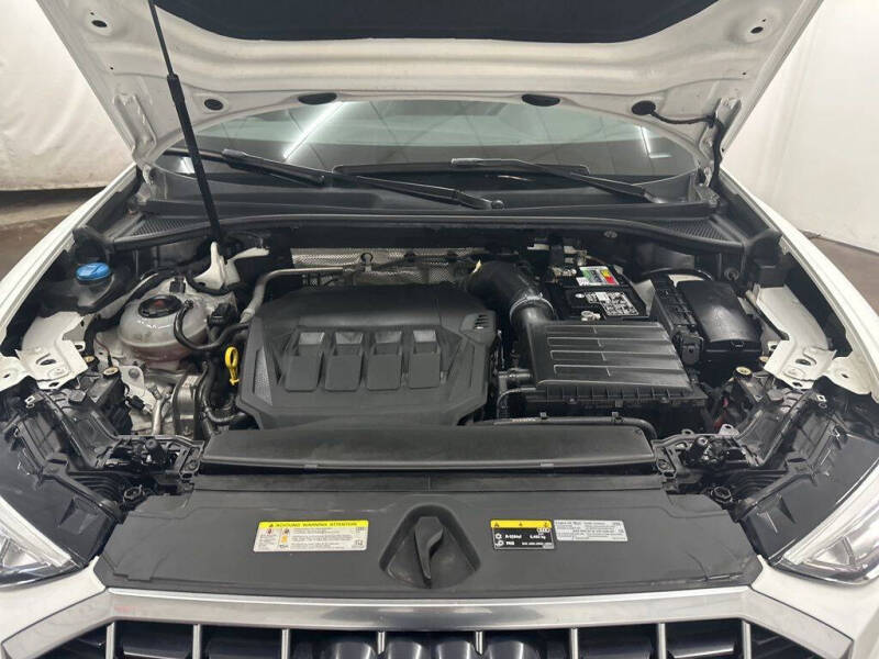 2020 Audi Q3 quattro Premium 45 TFSI