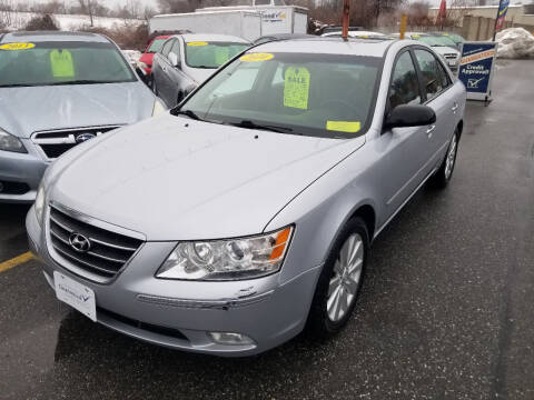 2010 Hyundai Sonata for sale at Howe's Auto Sales in Lowell MA