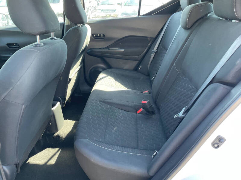 2021 Nissan Kicks S
