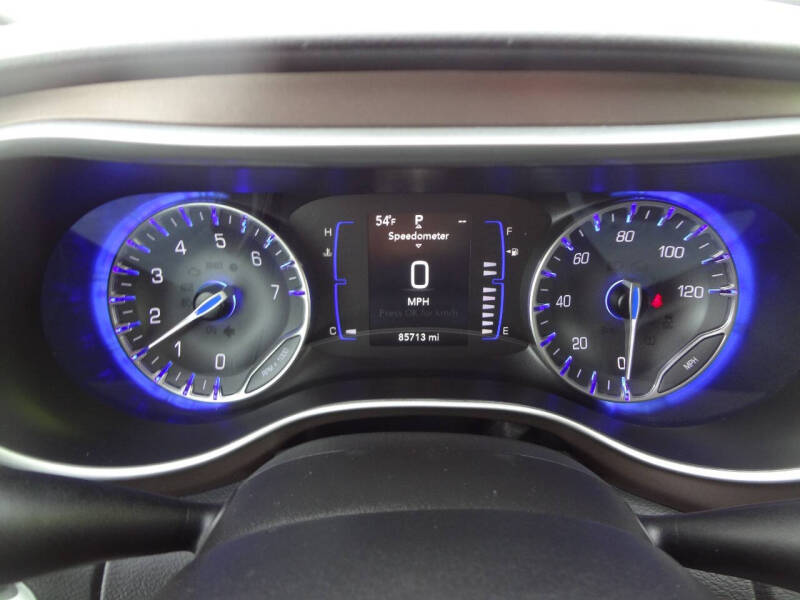 2021 Chrysler Voyager LX