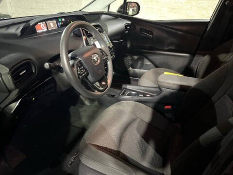 2019 Toyota Prius LE