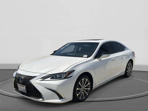 2021 Lexus ES 300h