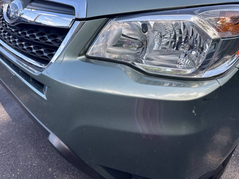 2015 Subaru Forester 2.5i