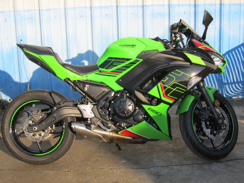 2024 Kawasaki EX650 Ninja ABS