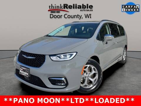 2022 Chrysler Pacifica for sale at RELIABLE AUTOMOBILE SALES, INC in Sturgeon Bay WI