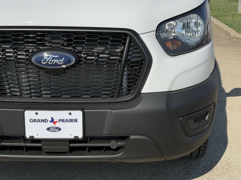 2025 Ford Transit 250