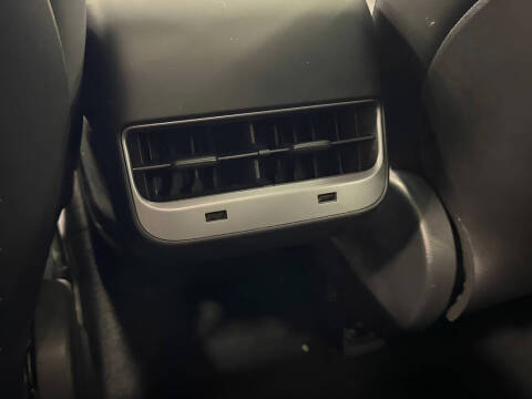 2019 Tesla Model 3 Performance