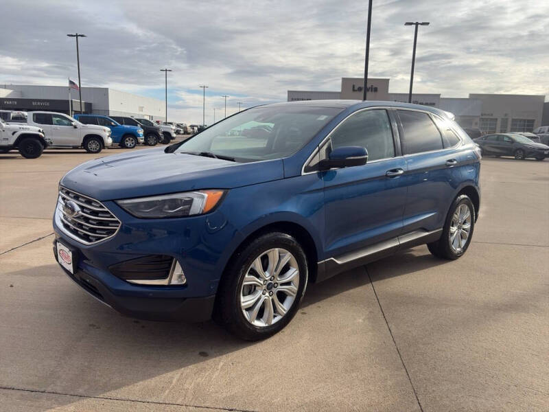 2020 Ford Edge Titanium