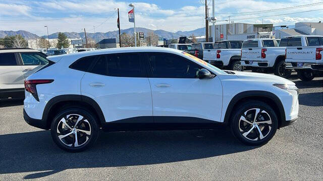 2024 Chevrolet Trax RS