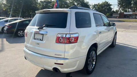 2011 GMC Acadia Denali