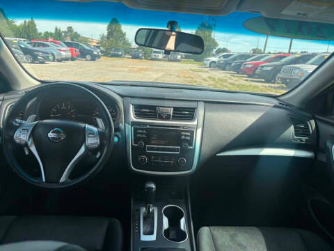 2017 Nissan Altima 2.5 SR