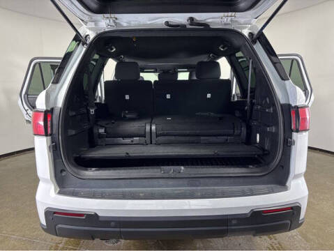 2025 Toyota Sequoia SR5