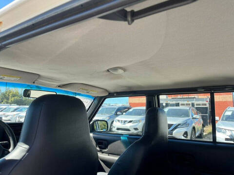 2000 Jeep Cherokee SE