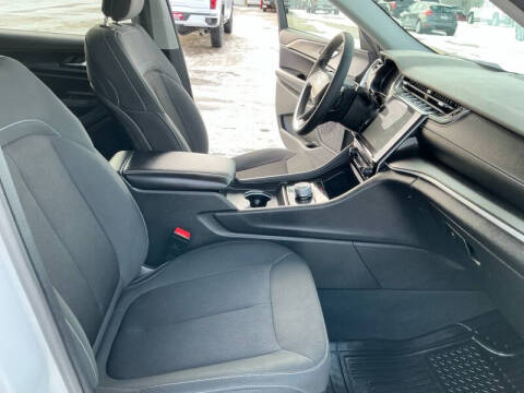 2024 Jeep Grand Cherokee L Laredo X