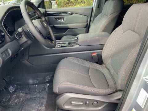 2025 Honda Pilot Sport