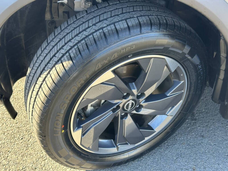 2024 Nissan Rogue SV