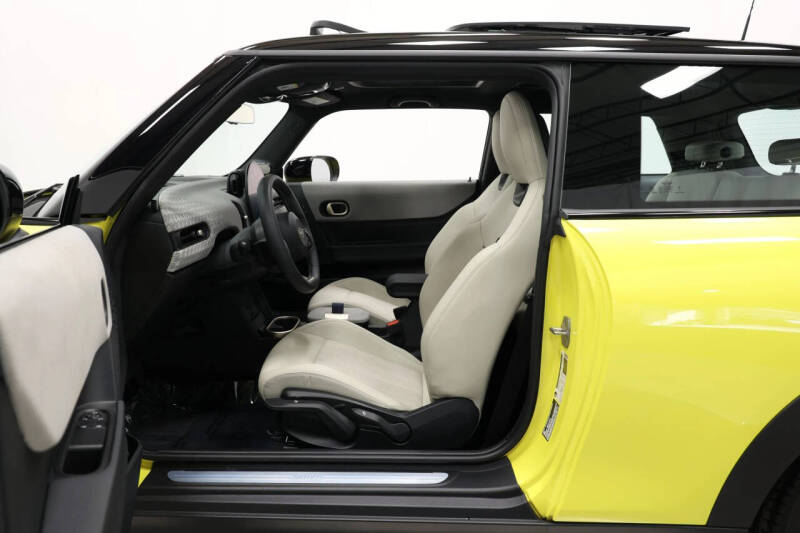 2025 MINI Hardtop 2 Door