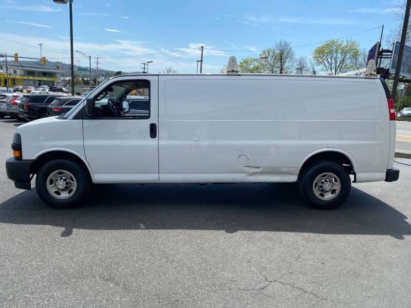 2019 Chevrolet Express 2500