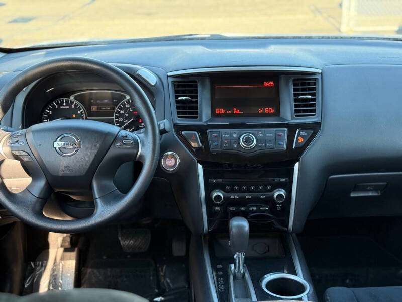 2013 Nissan Pathfinder S