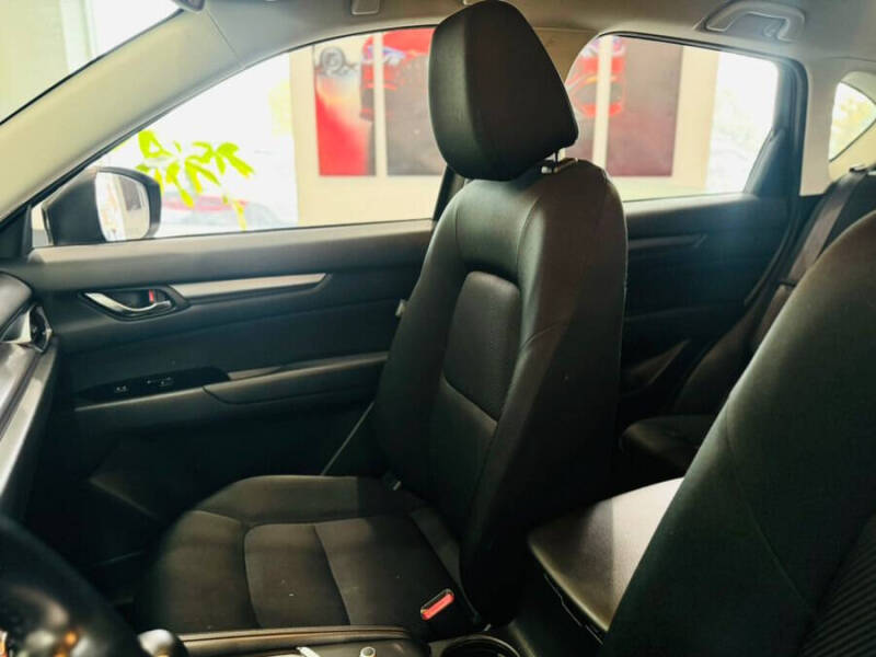 2020 Mazda CX-5 Sport