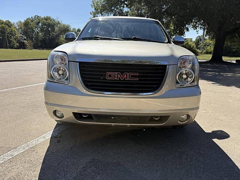 2013 GMC Yukon XL SLT