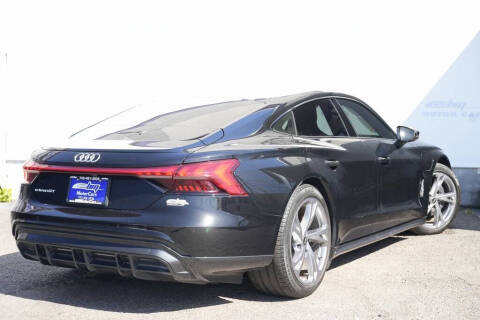 2022 Audi e-tron GT quattro Premium Plus