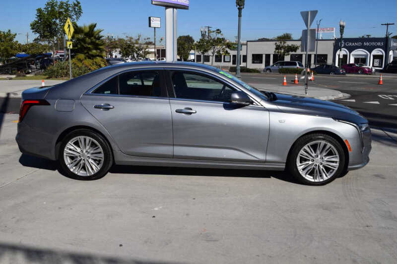 2023 Cadillac CT4 Premium Luxury