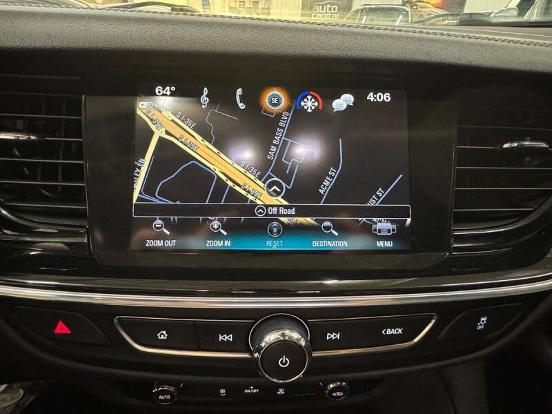 2018 Buick Regal TourX Essence