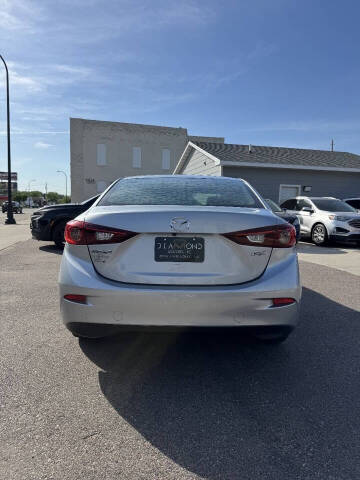 2017 Mazda MAZDA3 Sport