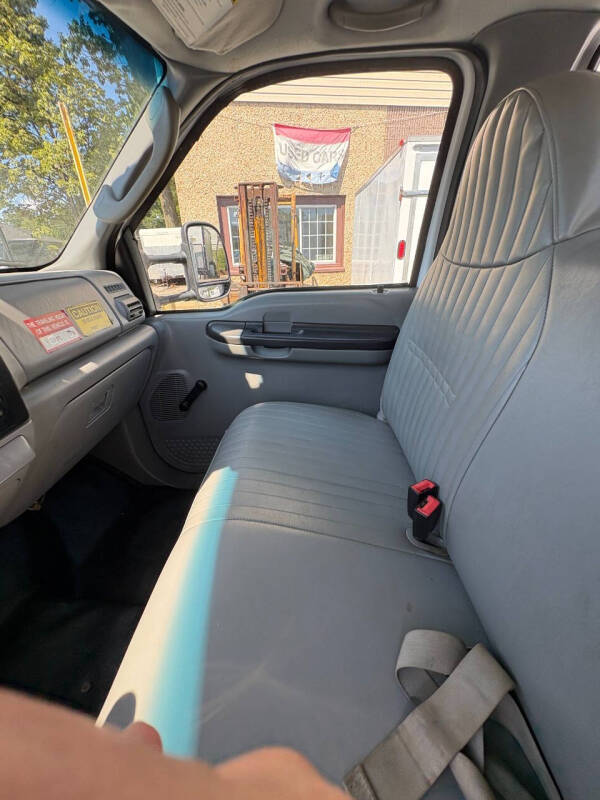 2005 Ford F-550 Super Duty