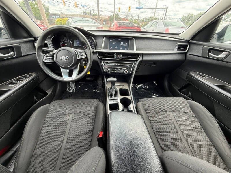 2020 Kia Optima LX
