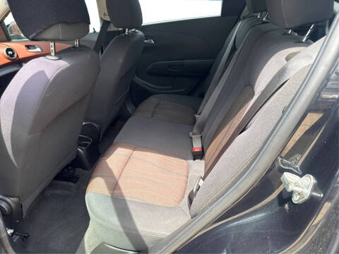 2015 Chevrolet Sonic LT Auto