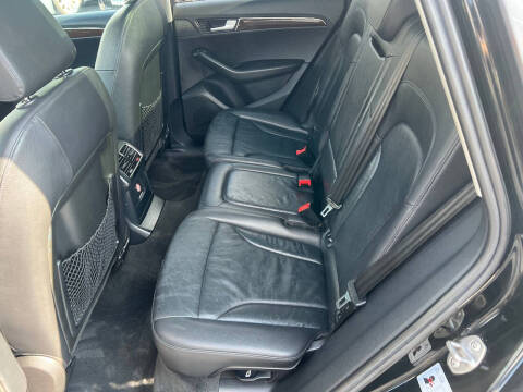 2012 Audi Q5 2.0T quattro Premium Plus