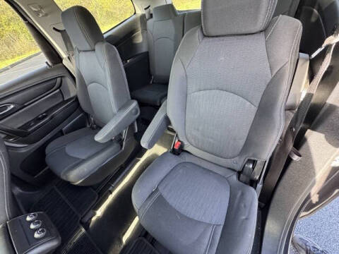 2017 Chevrolet Traverse LT