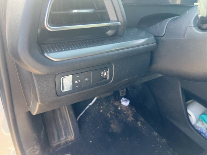 2024 Chevrolet Traverse LS