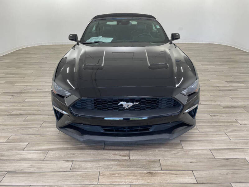 Used 2021 Ford Mustang EcoBoost Premium with VIN 1FATP8UH0M5101111 for sale in Florissant, MO