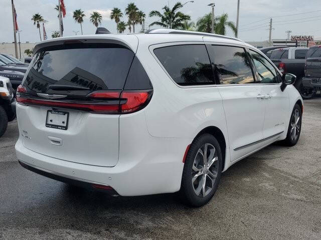2026 Chrysler Pacifica Pinnacle