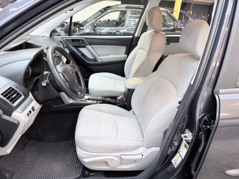 2016 Subaru Forester 2.5i