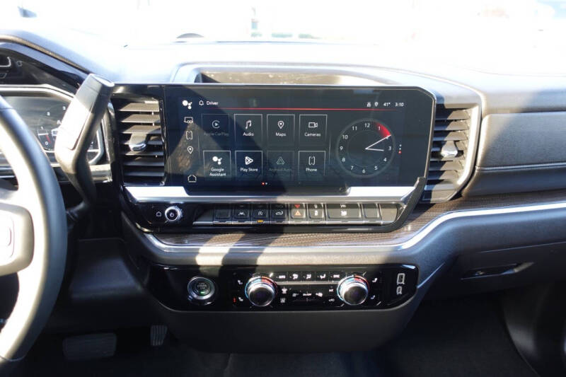 2024 GMC Sierra 1500 Elevation Standard