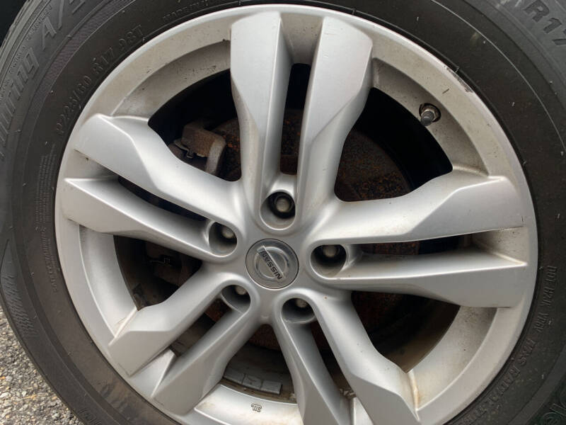 2012 Nissan Rogue SV w/SL Package