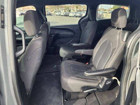 2020 Chrysler Pacifica Touring